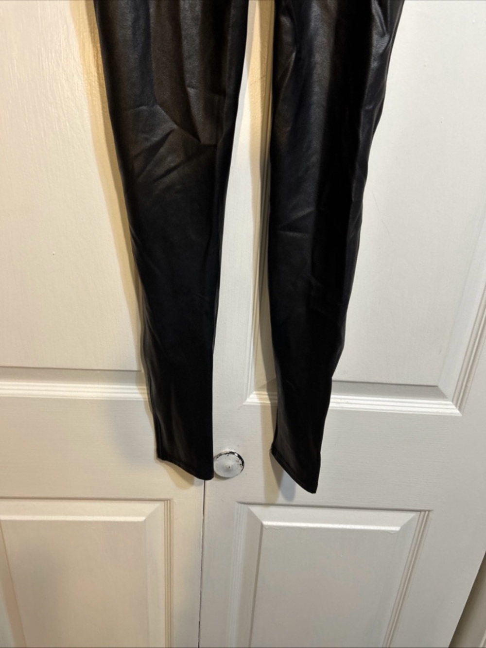 NWT SPANX Faux Leather Leggings Size M Medium Black Slimming 2437 - Picture 9 of 11